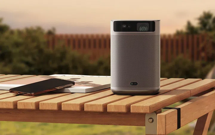 The new XGIMI MoGo 2 mobile projector looks exactly like its predecessor but with some quality-of-life improvements. (Image source: XGIMI)