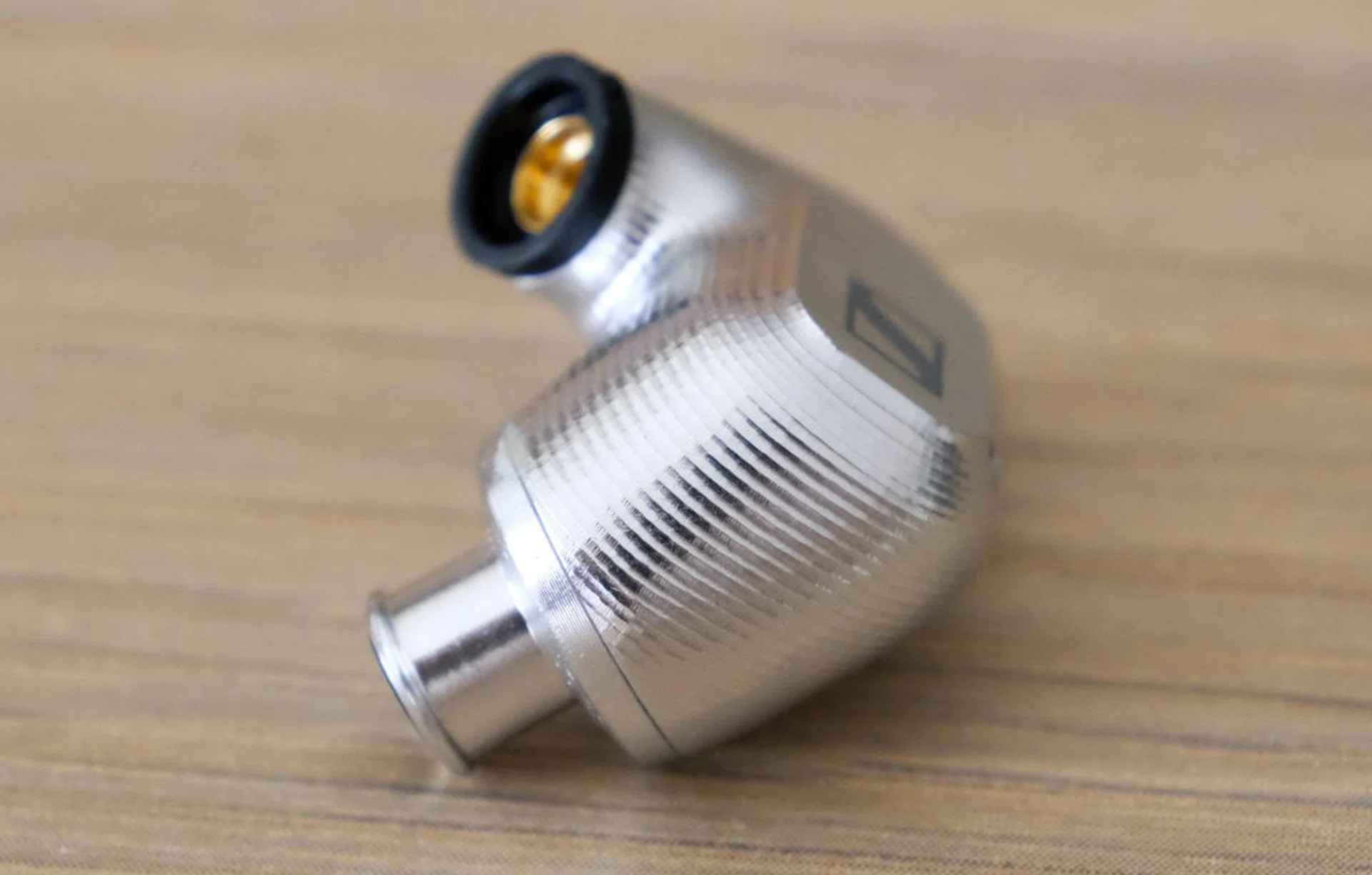 Build quality is peerless. The milled aluminium shell feels solid and indestructible.