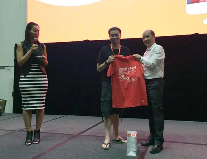 For being first in line, Mr Lee received a one of a kind t-shirt and a pair of Audio Technica headphones.