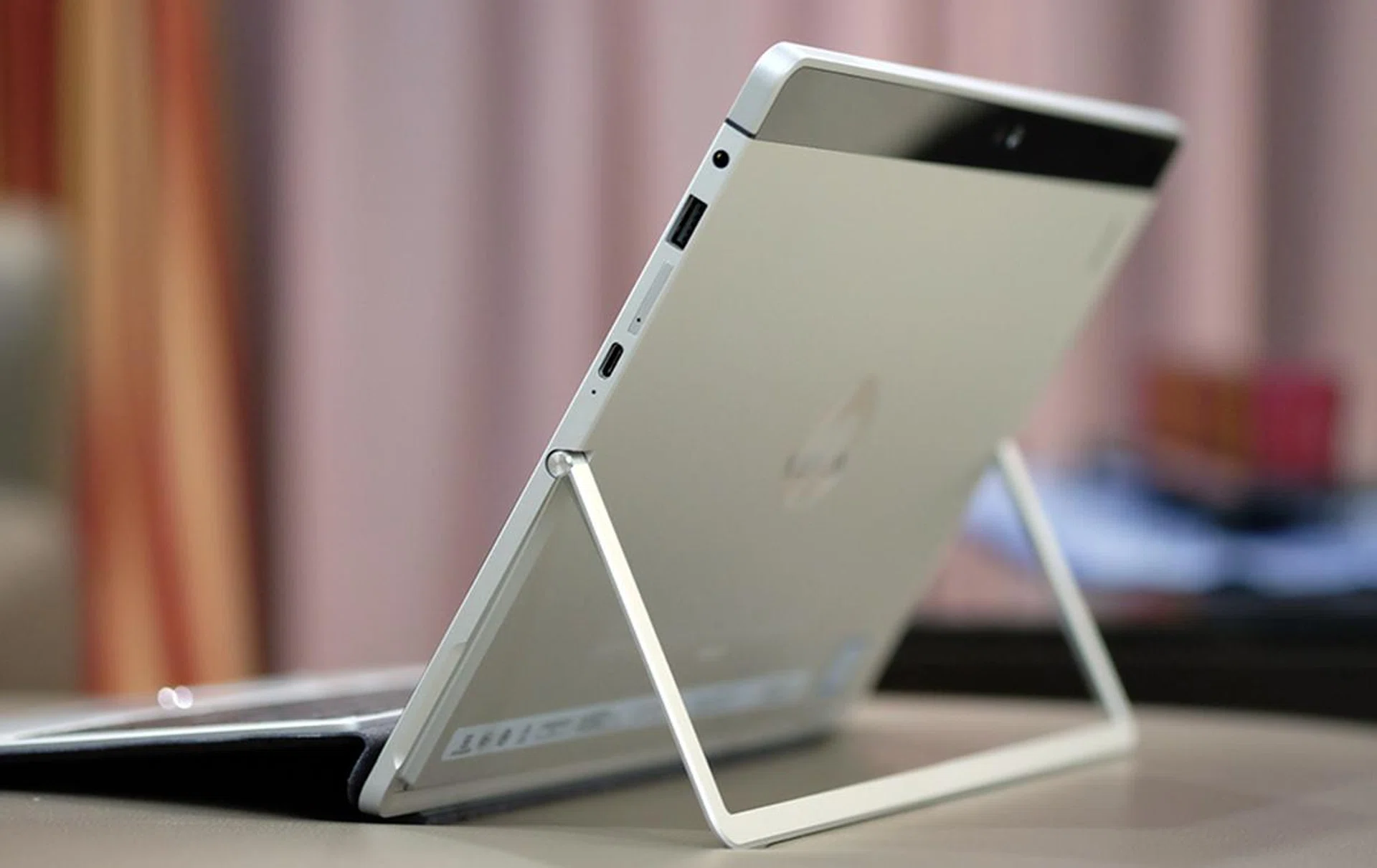 HP Elite x2