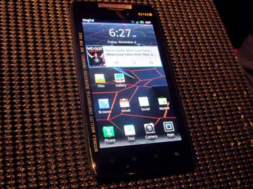 There are no physical buttons on the smartphone, relying on four well-spaced touch controls below its huge screen. The RAZR's qHD and Super AMOLED Advanced touchscreen looks amazing in person, with brilliant color reproduction and clear details. We played with the phone's touchscreen for some time and it seemed responsive and fast. According to Motorola, they have also coated the phone with splash coat, which reportedly makes the phone less susceptible to accidental spills (how effective this is, we can't say for now).