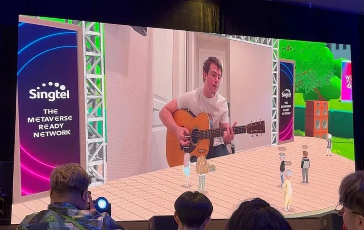 Groove along with Alec Benjamin in ifland. 