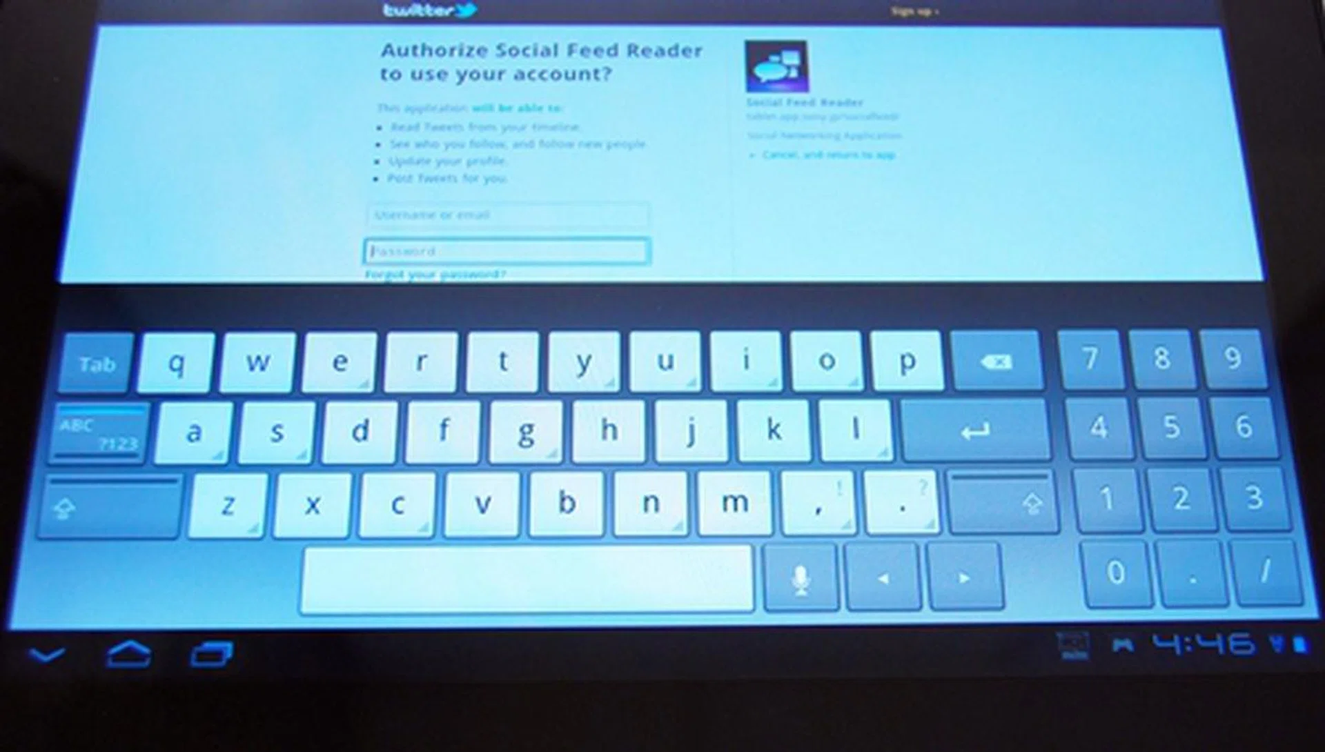 We like how Sony designed the numeric keypad to pop up whenever we input passwords. It is more convenient than switching between the different keyboard layouts.