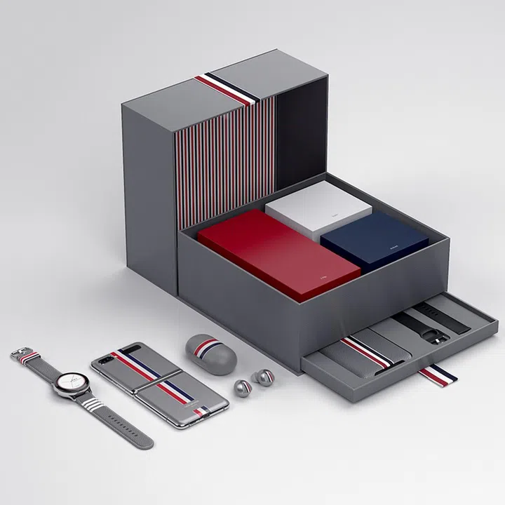 All contents of the Galaxy Z Flip Thom Browne Edition.