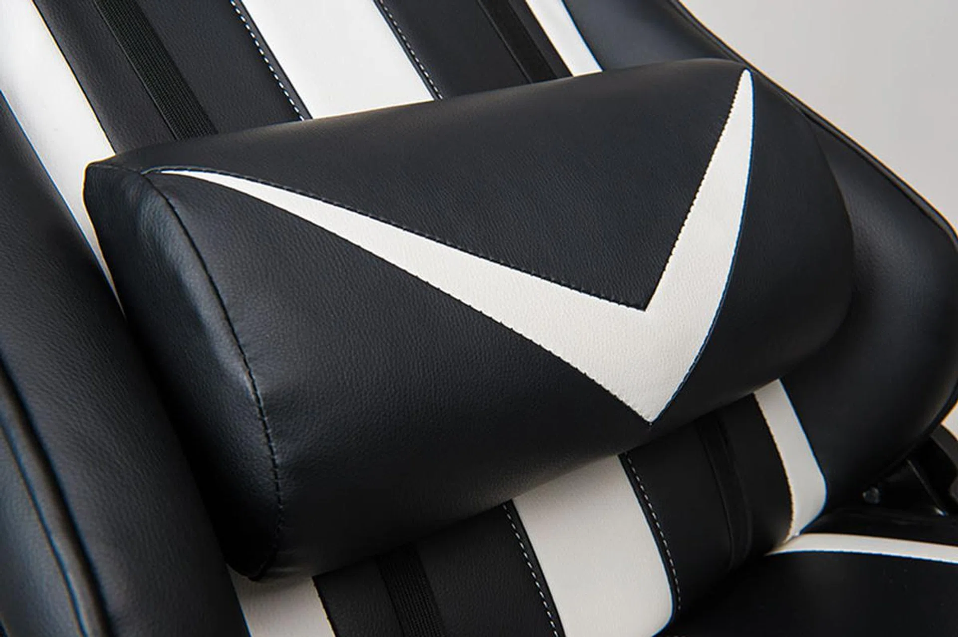 The lumbar cushion is adjustable and can be moved up and down the backrest to suit different users.