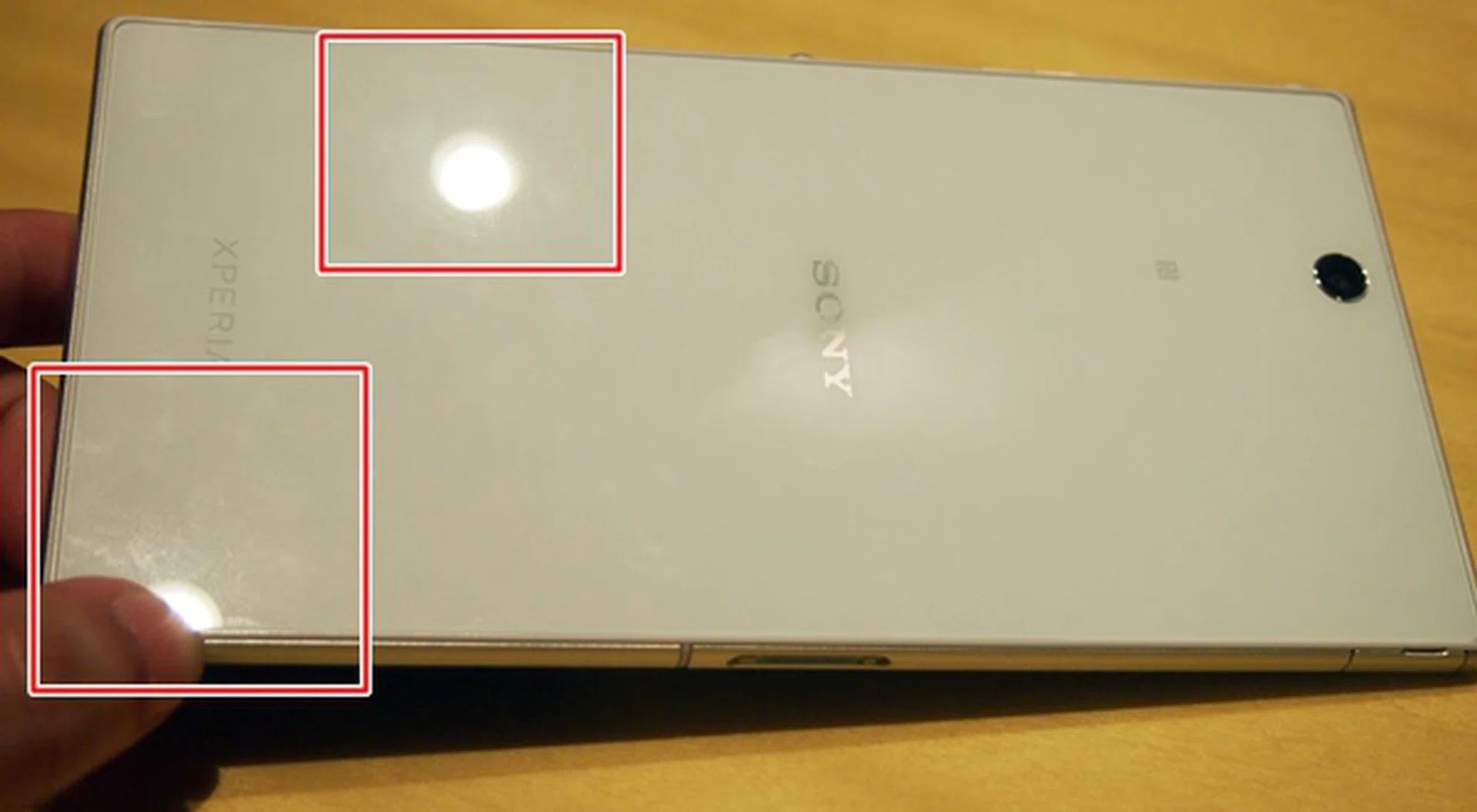The fingerprints and smudges are not obvious on the white Sony Xperia Z Ultra but ...