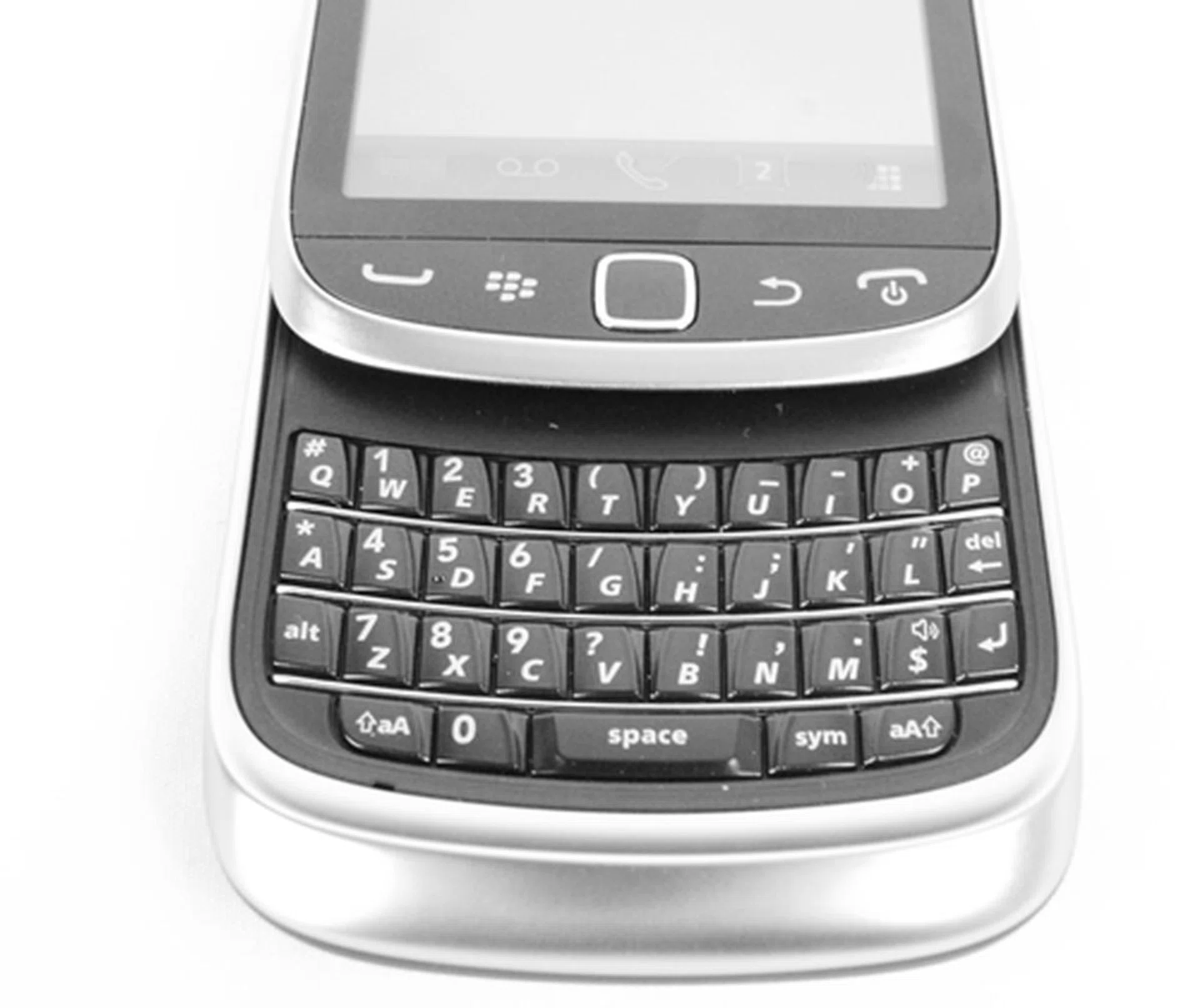 The buttons provide a good level of tactile feedback and feel great to type on.