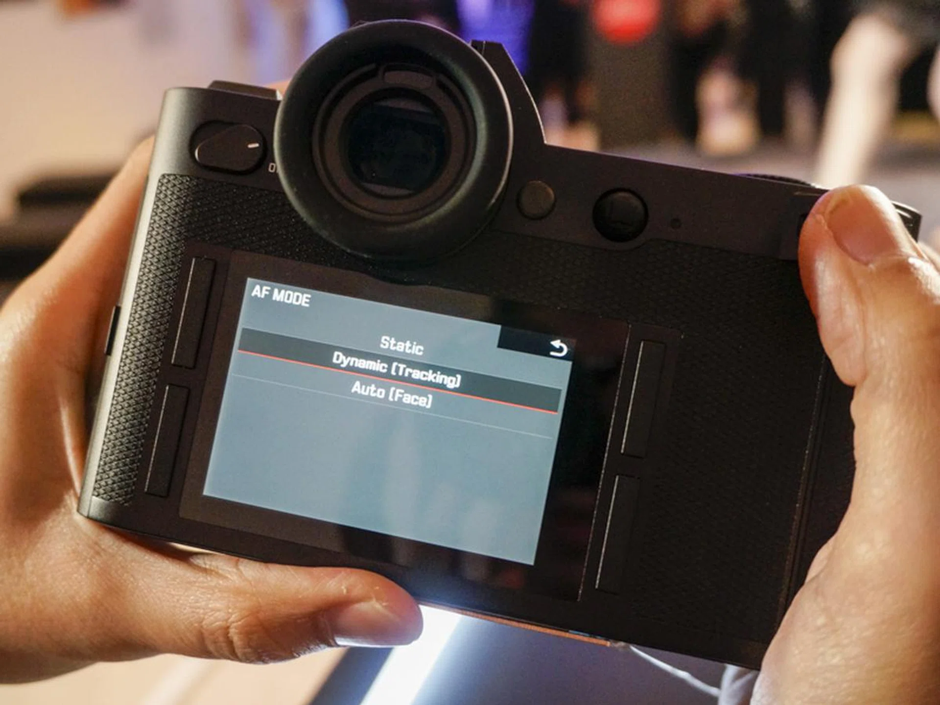 The only autofocus modes you get are static, dynamic, or auto (face detect).