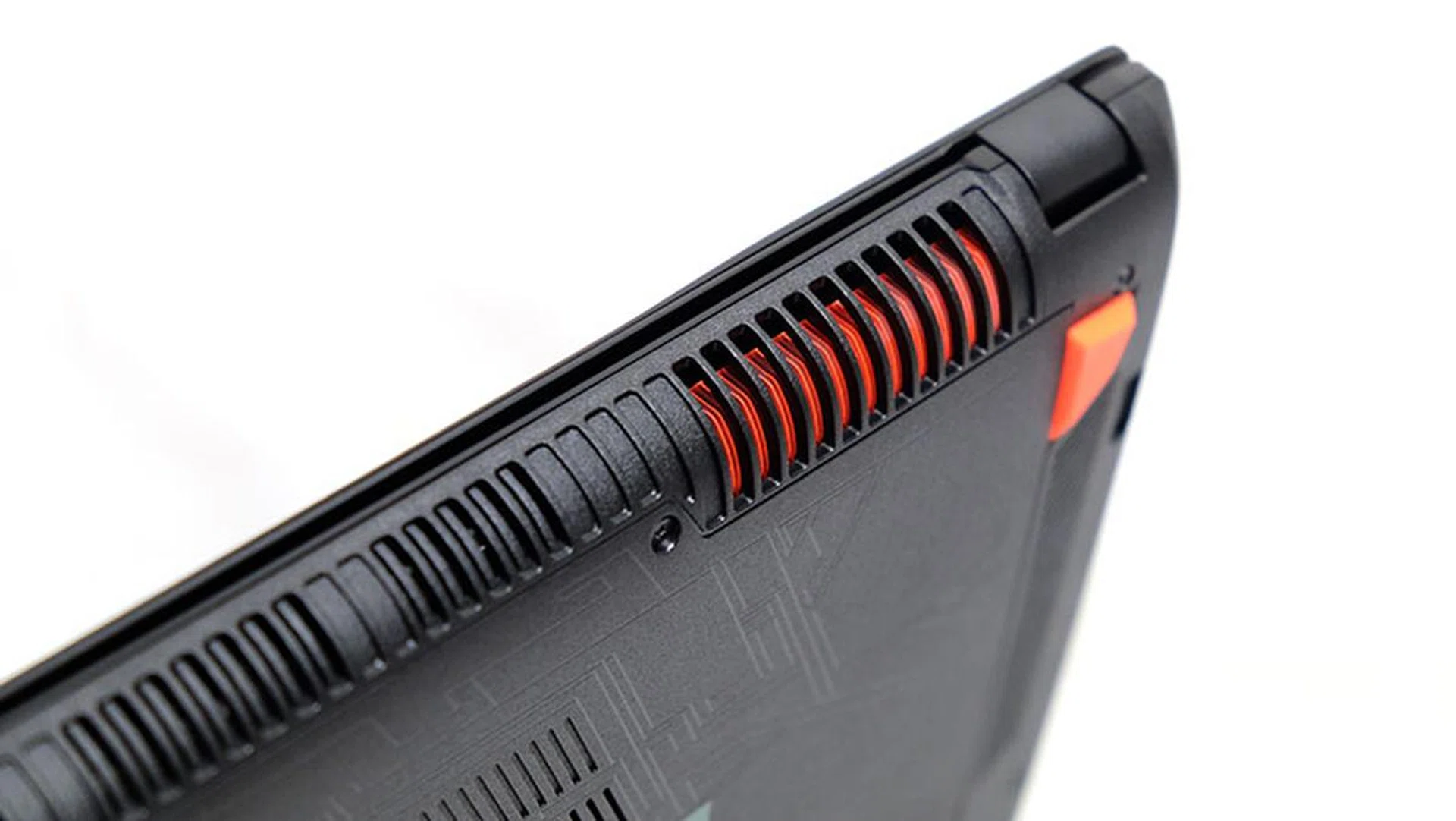 ASUS ROG Strix GL502 thermal fins