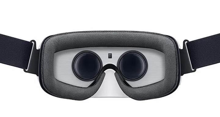 The cushioning on the consumer edition has been improved. (Image Source: Samsung)