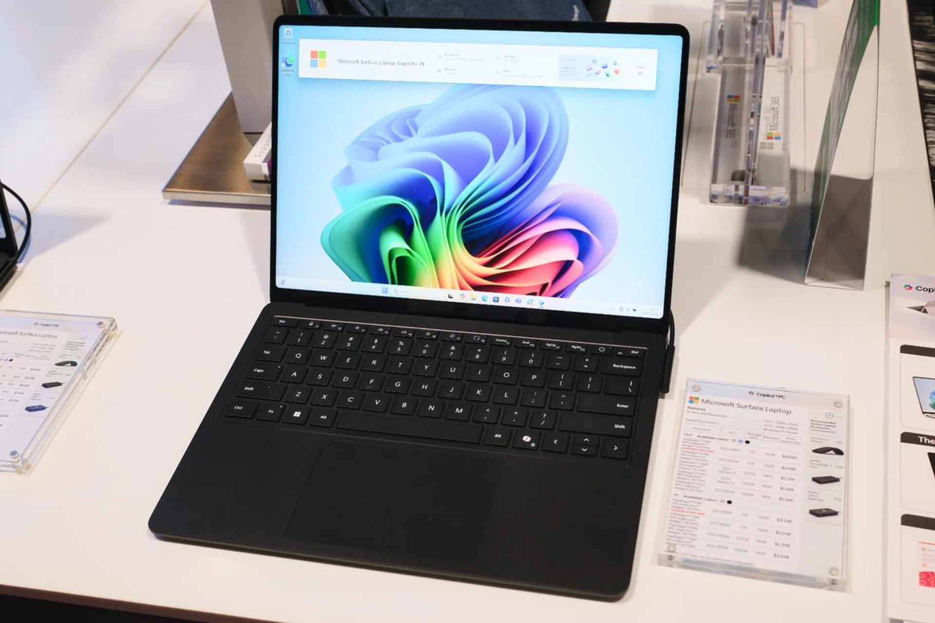 Microsoft Surface Laptop