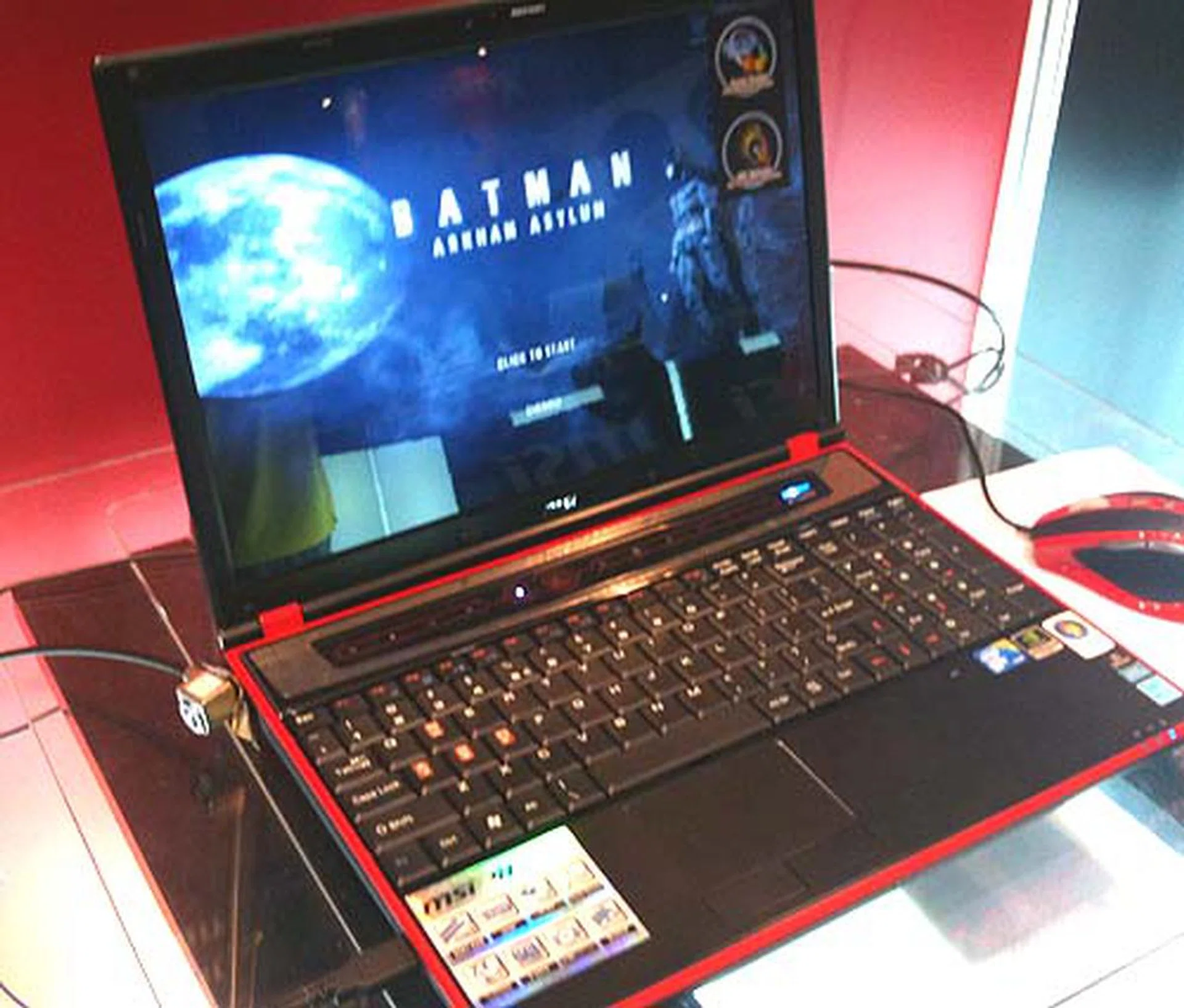 Gaming on the go? Then don't miss out the MSI GT628 that's retailing at $2888. This 15.4-inch notebook uses an Intel C2Q Q9000 (2.0GHz) processor, 4GB DRAM, 500GB HDD and an NVIDIA GTS 160M discrete graphics.