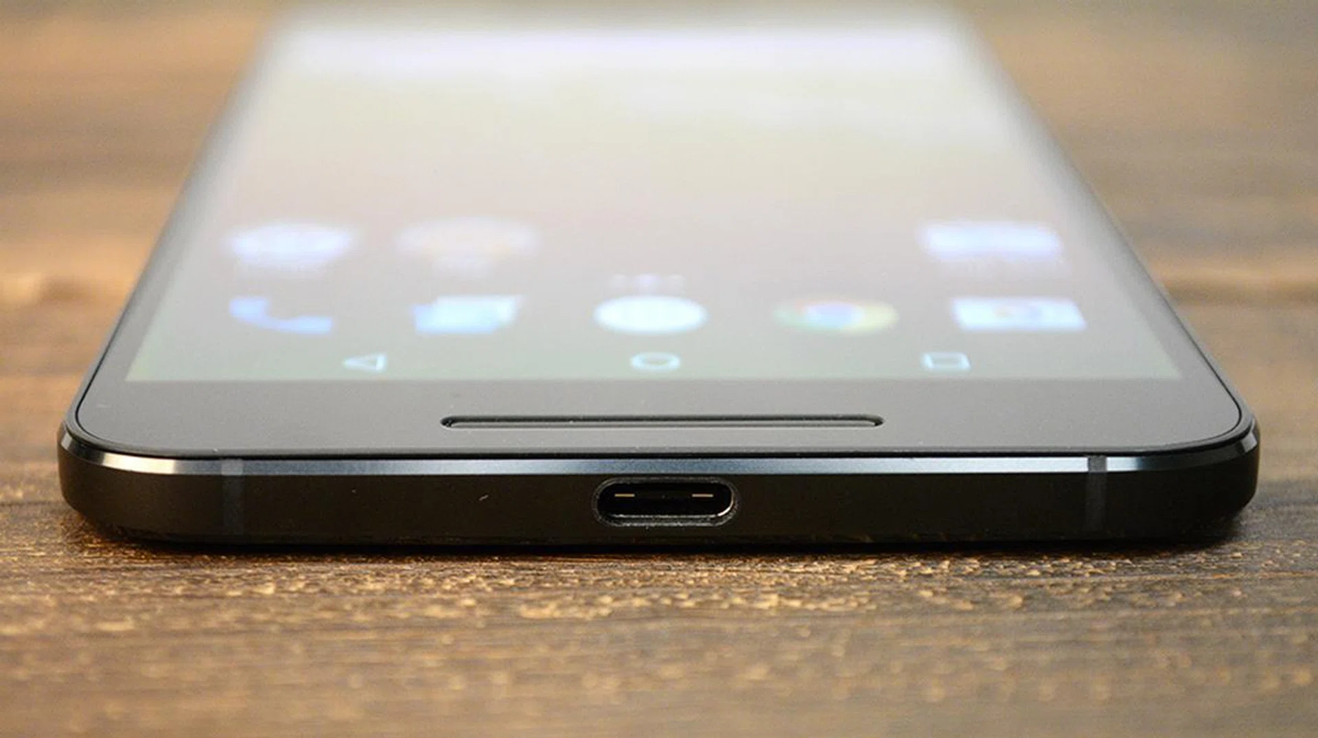 The Nexus 6P uses a USB 2.0 Type-C port for charging.