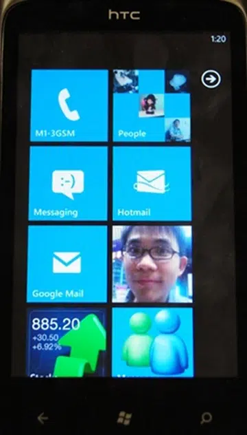 The tile and hub layout is easy on the eye, but requires a lot of scrolling once you start pinning too many apps/contacts to your home page (which is akin to adding too many shortcuts).