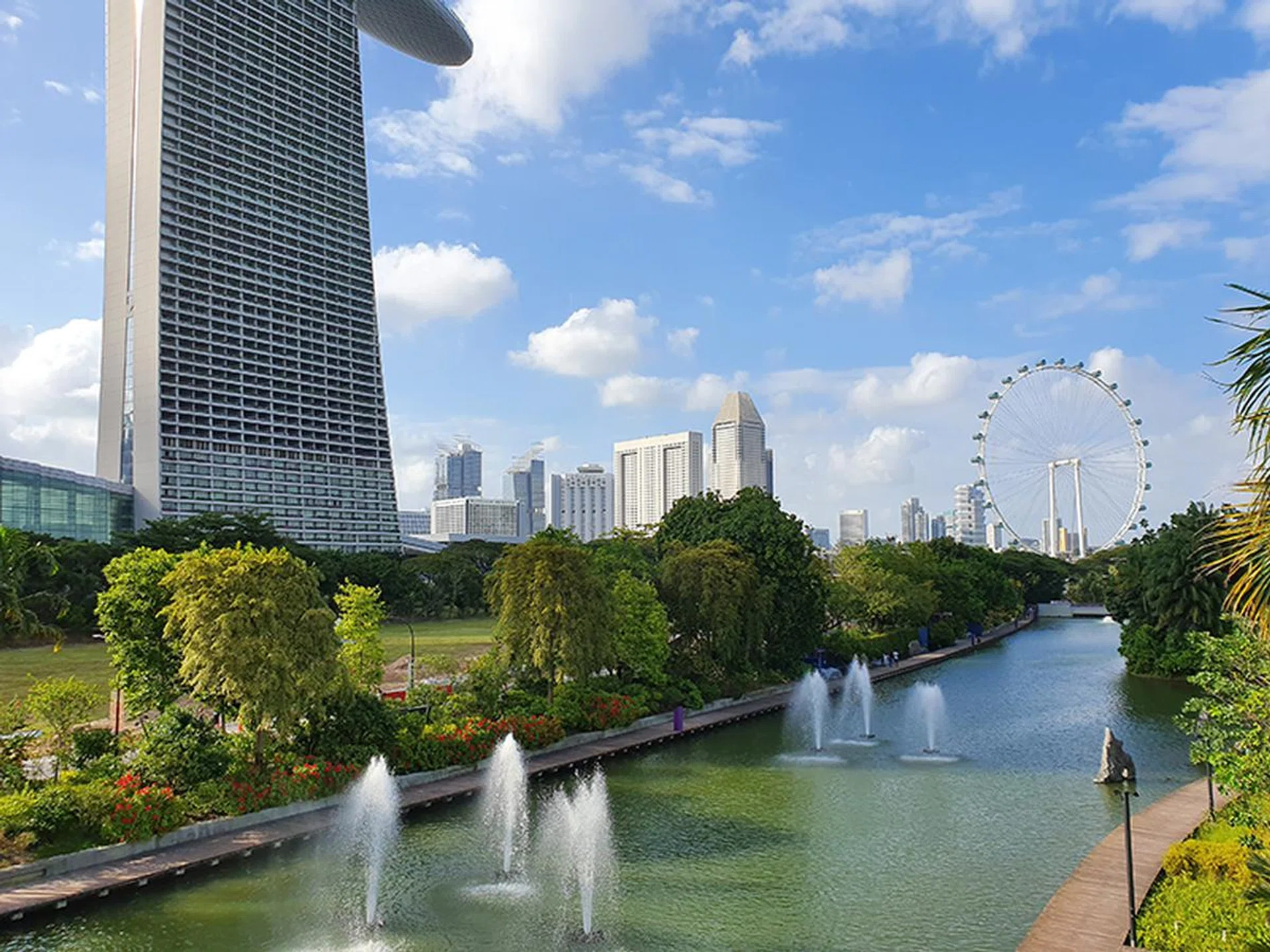 S10+. (Click to view full-size image)