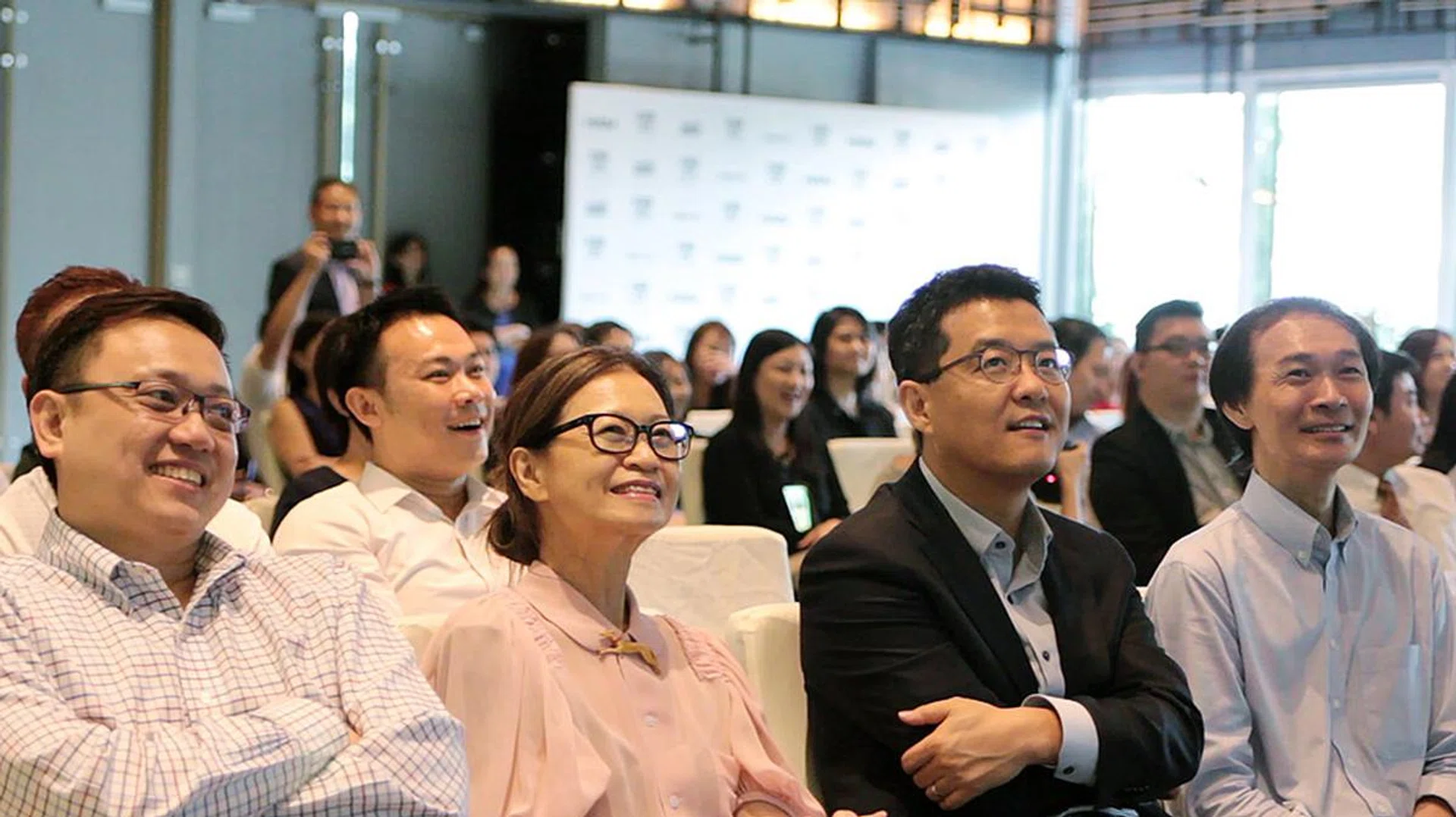 Present amongst our guests was Mr. Steven Koh (Samsung Electronics Singapore Head of TV and AV Business), Caroline Ngui (SPH Magazine's Group Editor-in-Chief), Mr. Stephen Suh (Samsung Electronics Singapore President) and Joseph Lee (SPH Magazine's Managing Director of New Media). What were they looking and smiling at? Check out the video below for the entertainment highlights produced by HardwareZone for the event in the style of a Reality TV show!