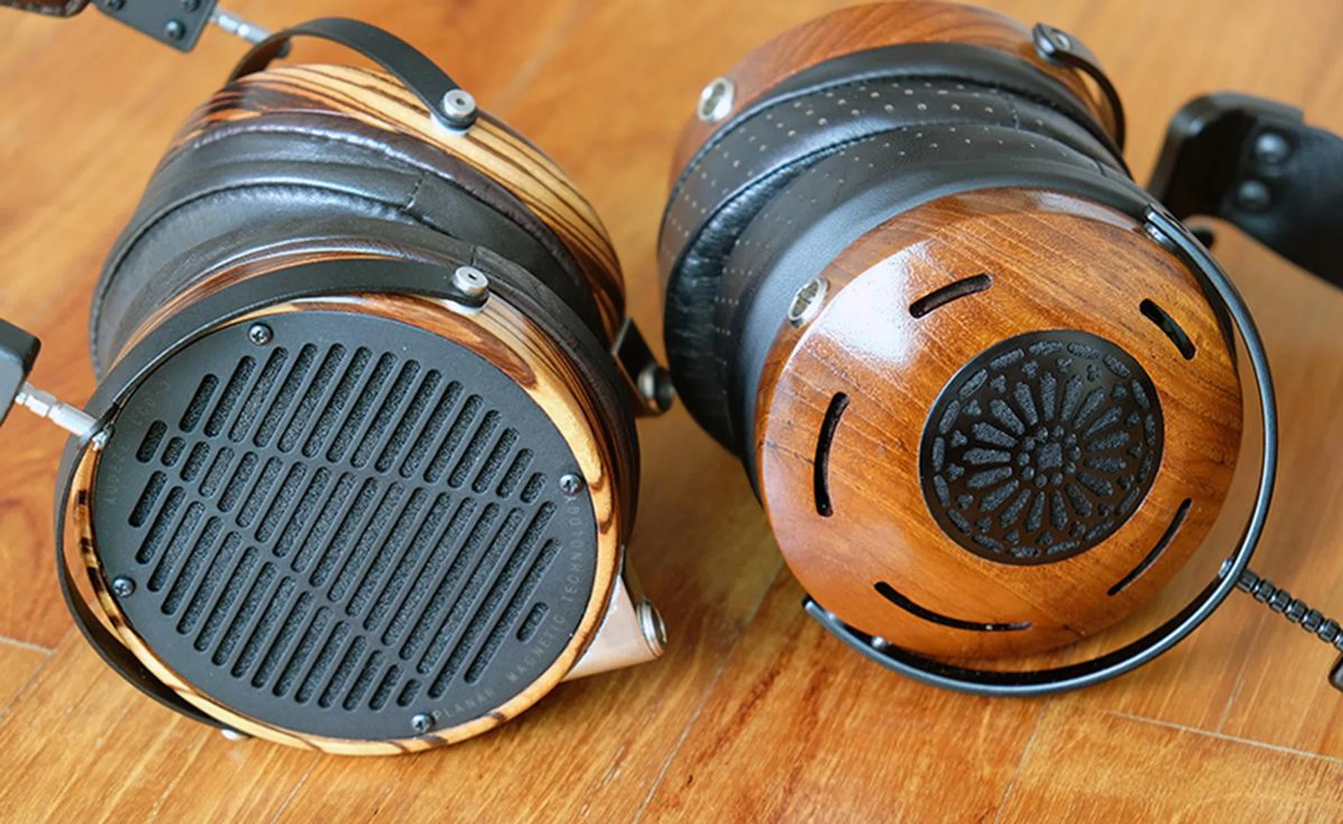 The Auteur's bass almost rivals that of the LCD-3, which is saying a lot. The LCD-3 trumps it for extension and texture.