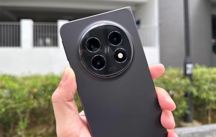 OPPO Find N5. Photo: HWZ.