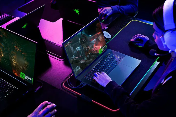 Razer's new Blade 16 and 18's mini-LED displays will be able to switch between 4K and 1080p resolutions. (Image source: Razer)