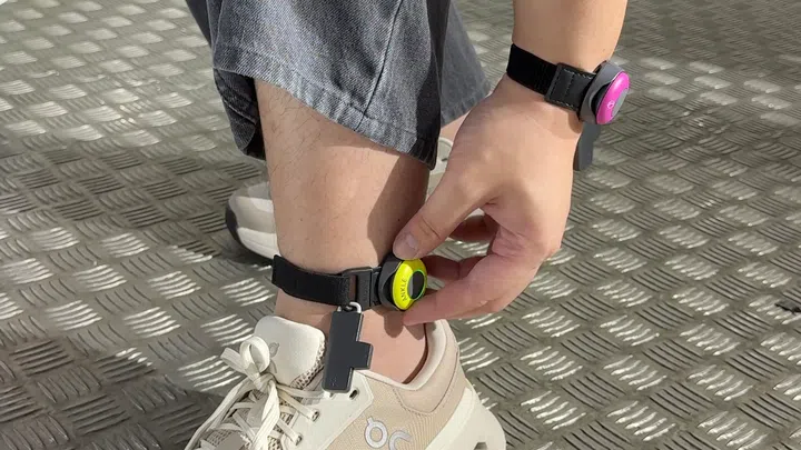 Attaching Sony Mocopi motion capture system sensors