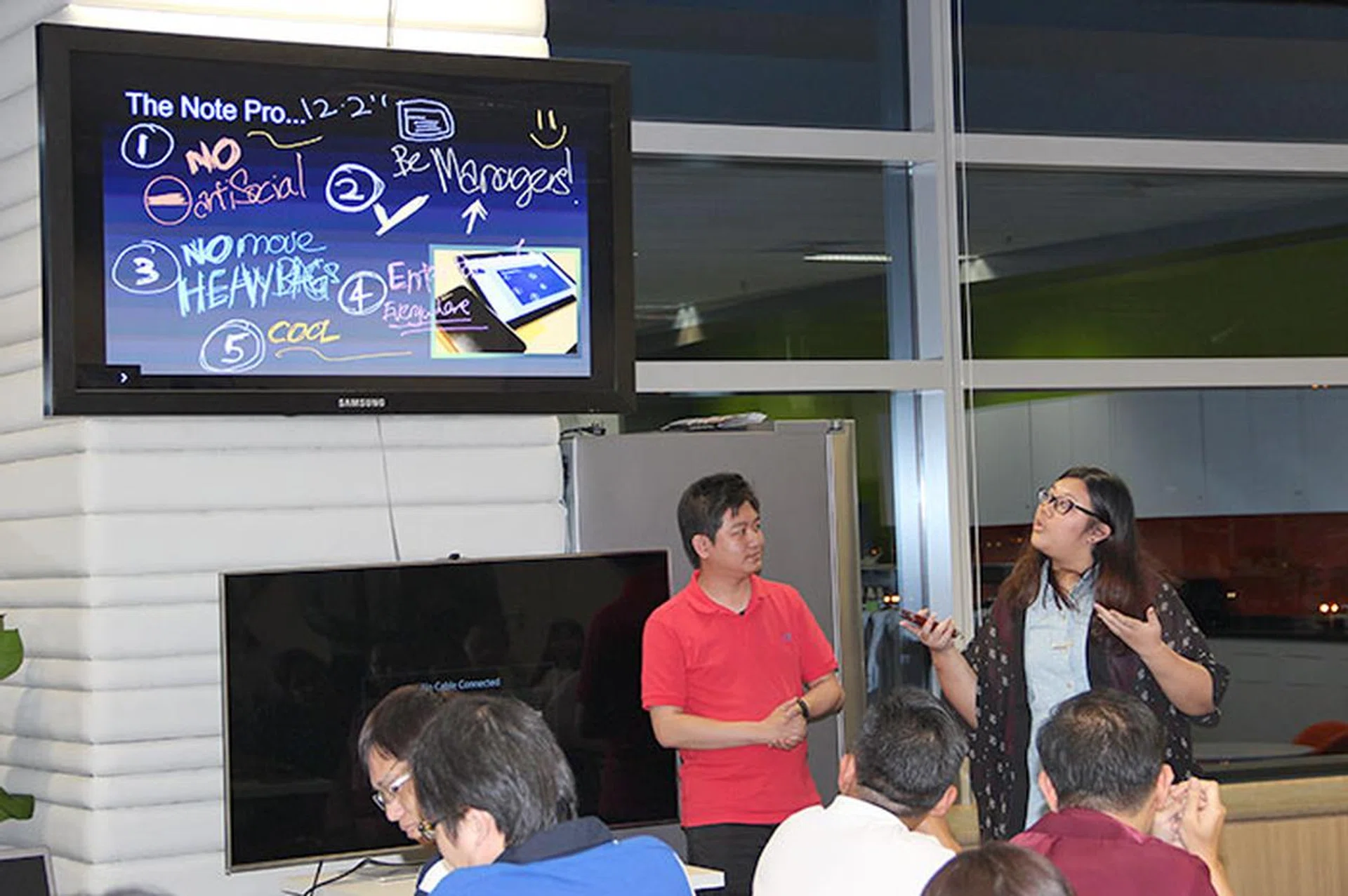 Each participant had his or her own reasons why they like the Galaxy Note Pro. Multi-tasking, entertainment everywhere, enhancing productivity were some of the common ones cited.