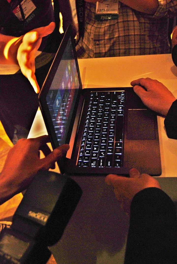 This is the ultrabook side of the ASUS Taichi. ASUS has revealed both screens are powered independently, allowing Taichi to be utilized by as a tablet by the person facing the ultrabook user.