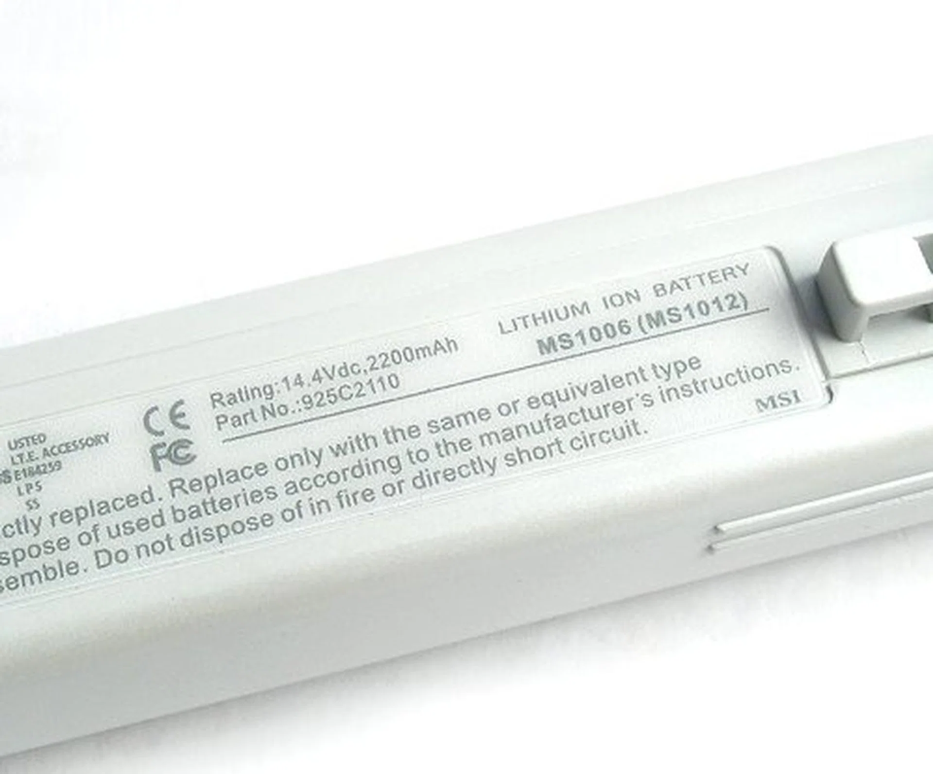 Even the battery pack is identical to the one found in the S270. It remains to be seen if these specs will remain or change, so don't bet on anything till we have a full review on it sometime in the near future.