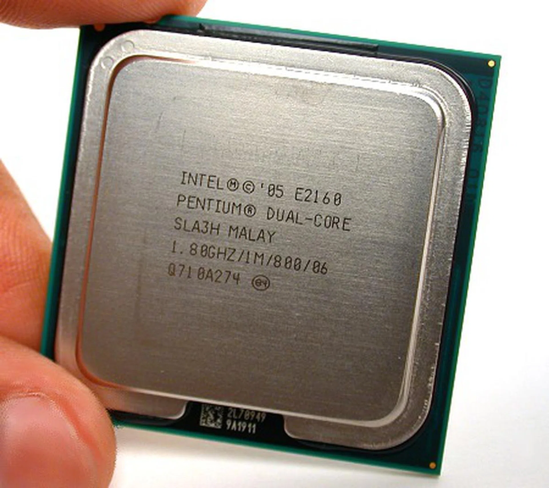 The humble Intel Pentium Dual-Core E2160 processor is begging to be overclocked right out of the box, so don't deprive it or yourself - just tweak up the FSB and unleash the hidden beast within!