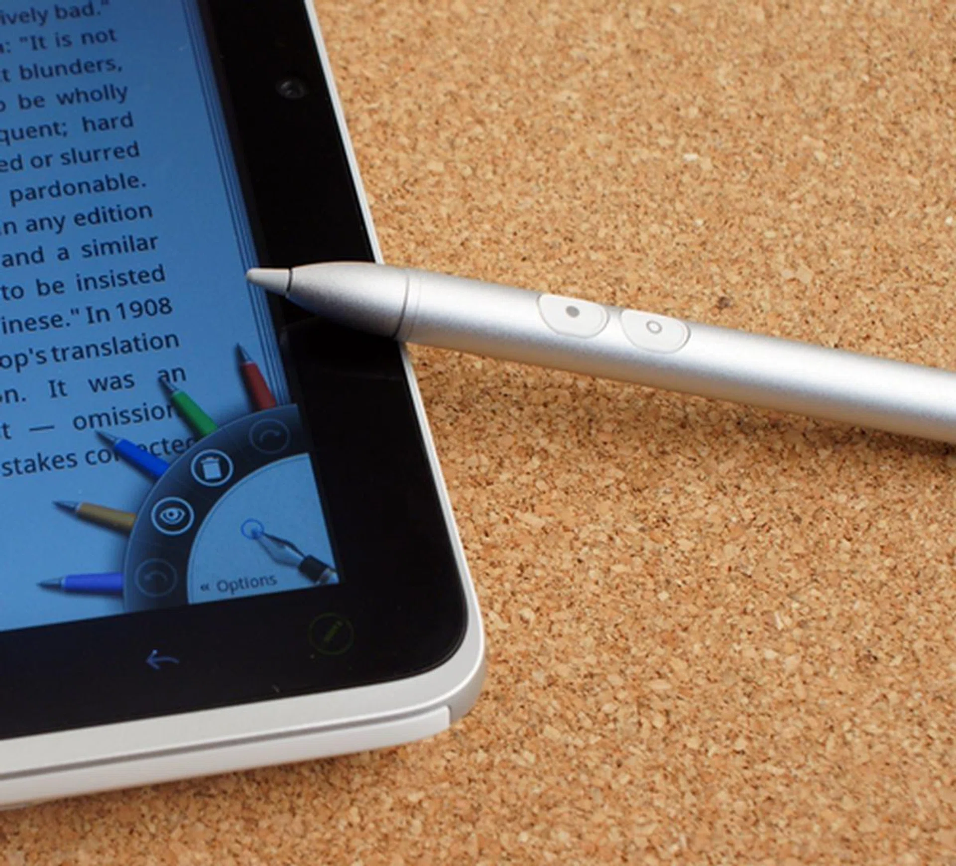 The HTC Pen comes together with the Flyer. It is powered by a single AAAA battery. Note the added button functions which lend their hand to highlighting and eraser-like functions. This can be further fine-tuned with the variety of on-screen customization options in stroke, color and more.