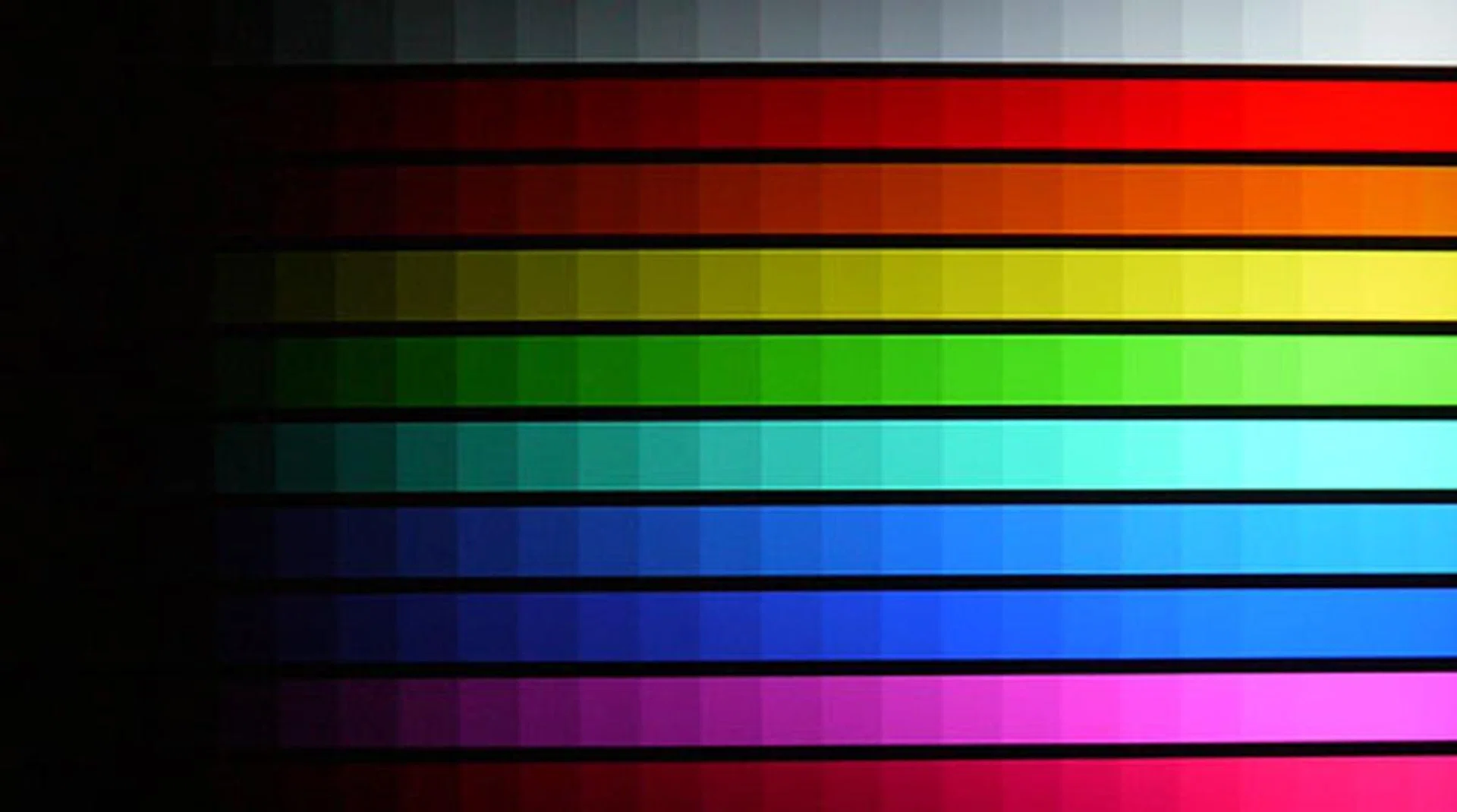 DisplayMate's Color Scales Test: This TV is more adept with brighter colors rather than darker tones. As seen in the Color Scales test, there were little color or compression discrepancies. Keep this in mind if you plan to view photos or static images on the LW6500.