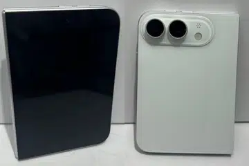 Dummy unit of the Apple foldable iPhone.