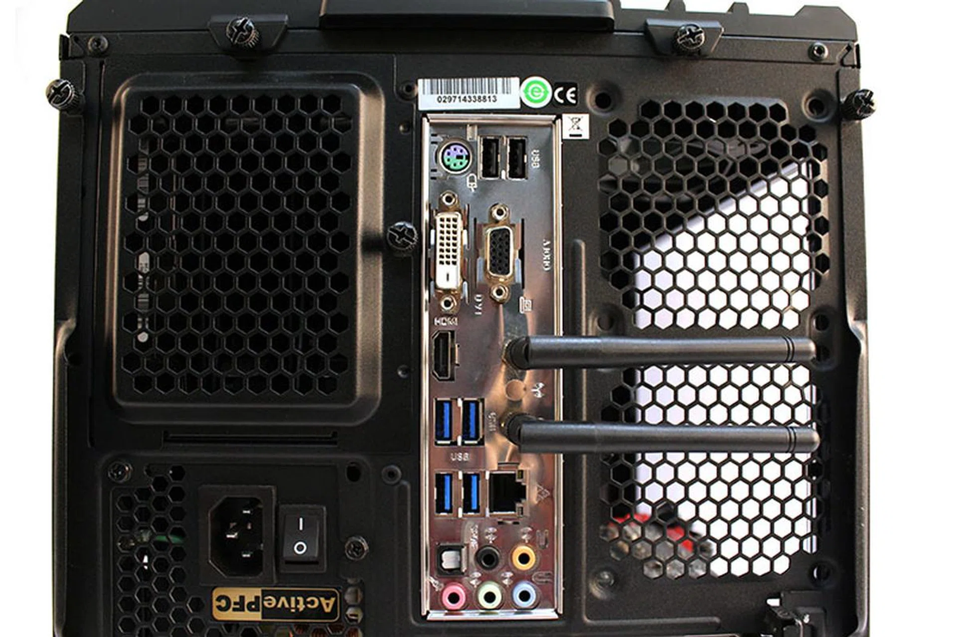 The rear I/O panel on the Tremor features a fairly standard selection of USB ports and display connectors. There are also dual antennas for wireless reception.