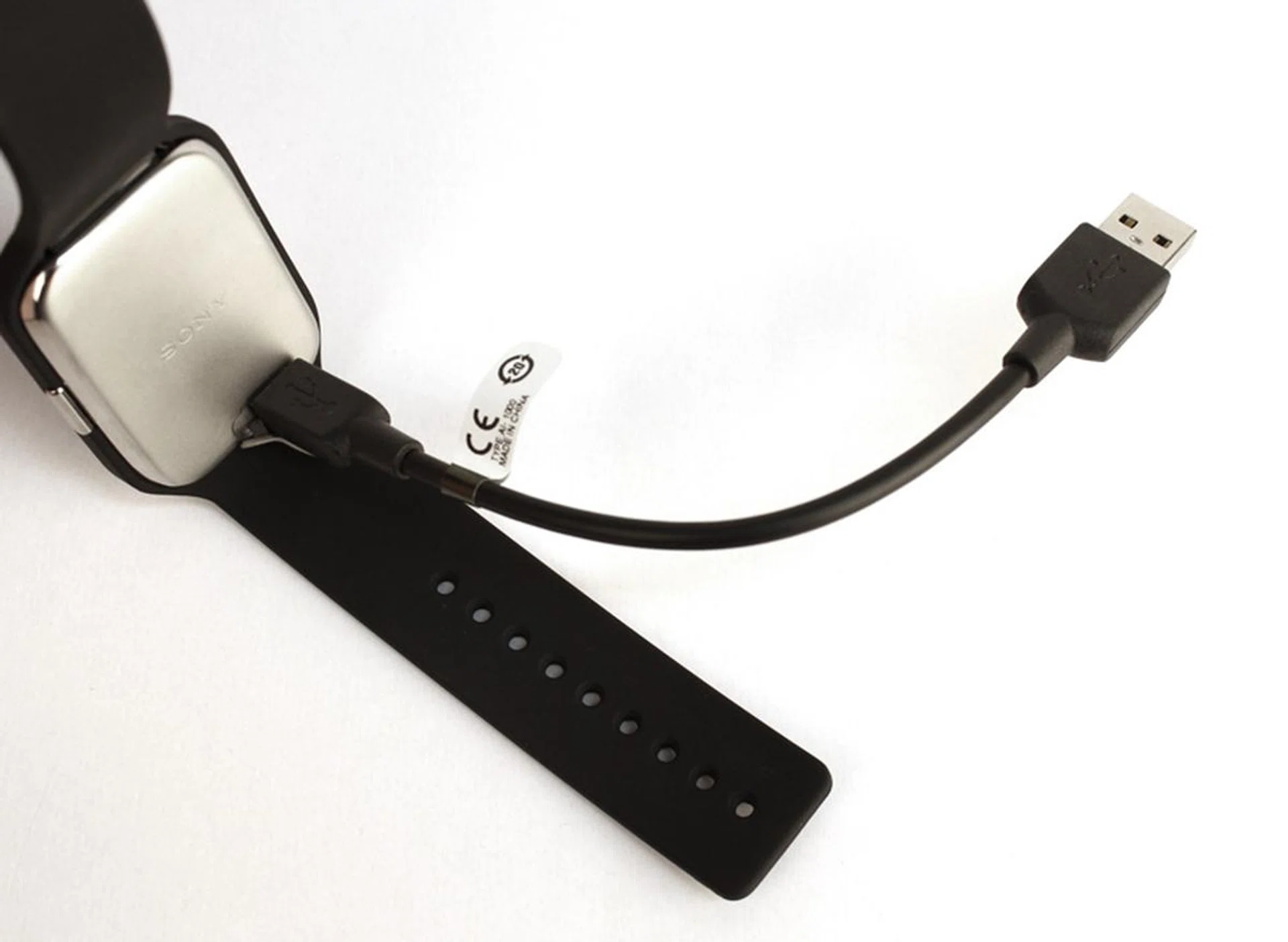 Frustratingly, the SmartWatch 3 also comes with the world's shortest USB cable.