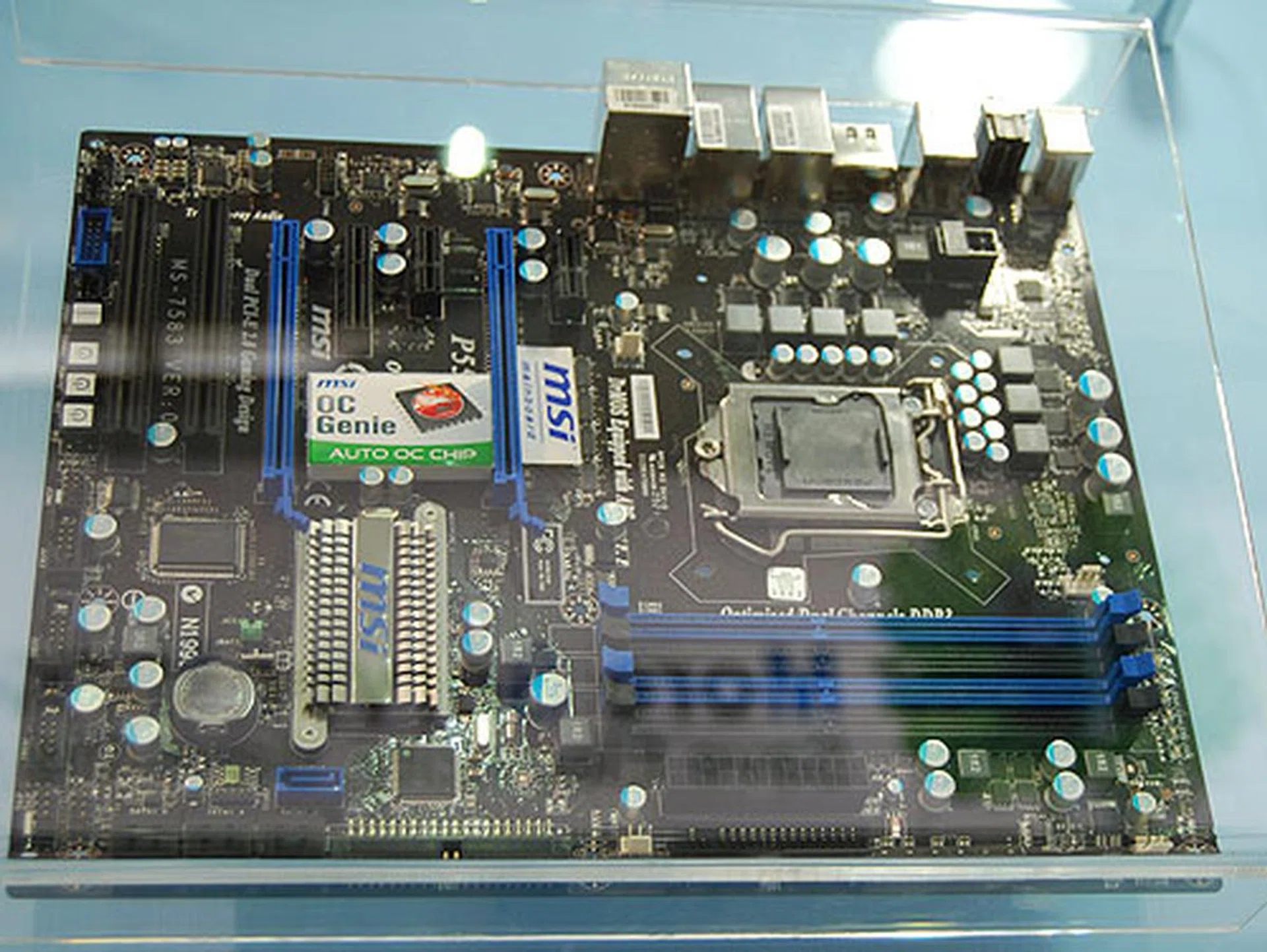 The more 'mainstream' of the two P55 motherboards displayed by MSI, the P55-GD65 comes with OC Genie for one-touch overclocking. Whether that works all the time will depend on the configuration. From our experience with such tools, it's a hit or miss.