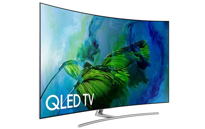 For example, this Samsung Q8C QLED TV that uses quantum dots for high brightness and wide color gamut support is what I call a true HDR TV.