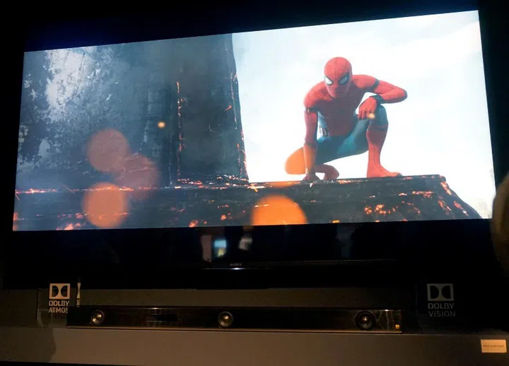 We trialed the sound bar personally, and yes, Sony's Vertical Surround Engine works well enough to fool you thinking that the HT-Z9F has upward firing speakers when it doesn't.