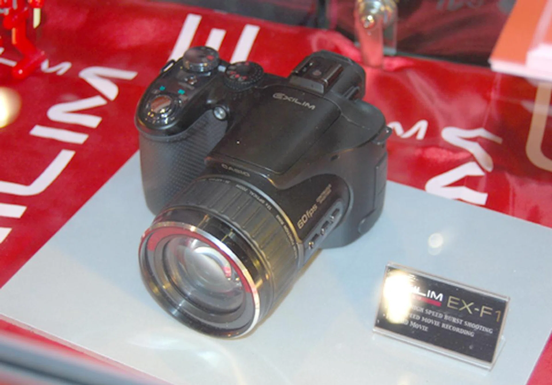  Reviewed on both HWZ and HWM, there's the Casio EX-F1, which provides you with ultra high speed burst shooting at 60 images per second and high speed movie recording of up to 1200fps. Understandably, this is more of a niche device for users, and so is the pricing at S$1799.  