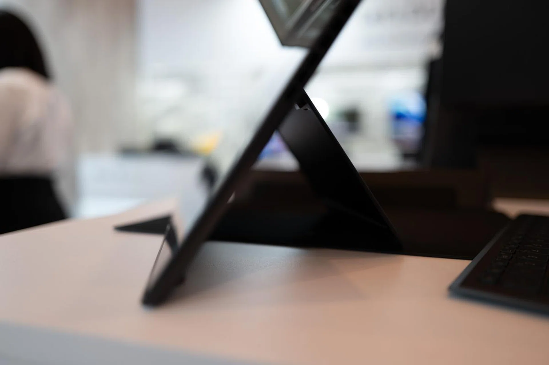 Should all laptops come with a built-in kick-stand? Why not.