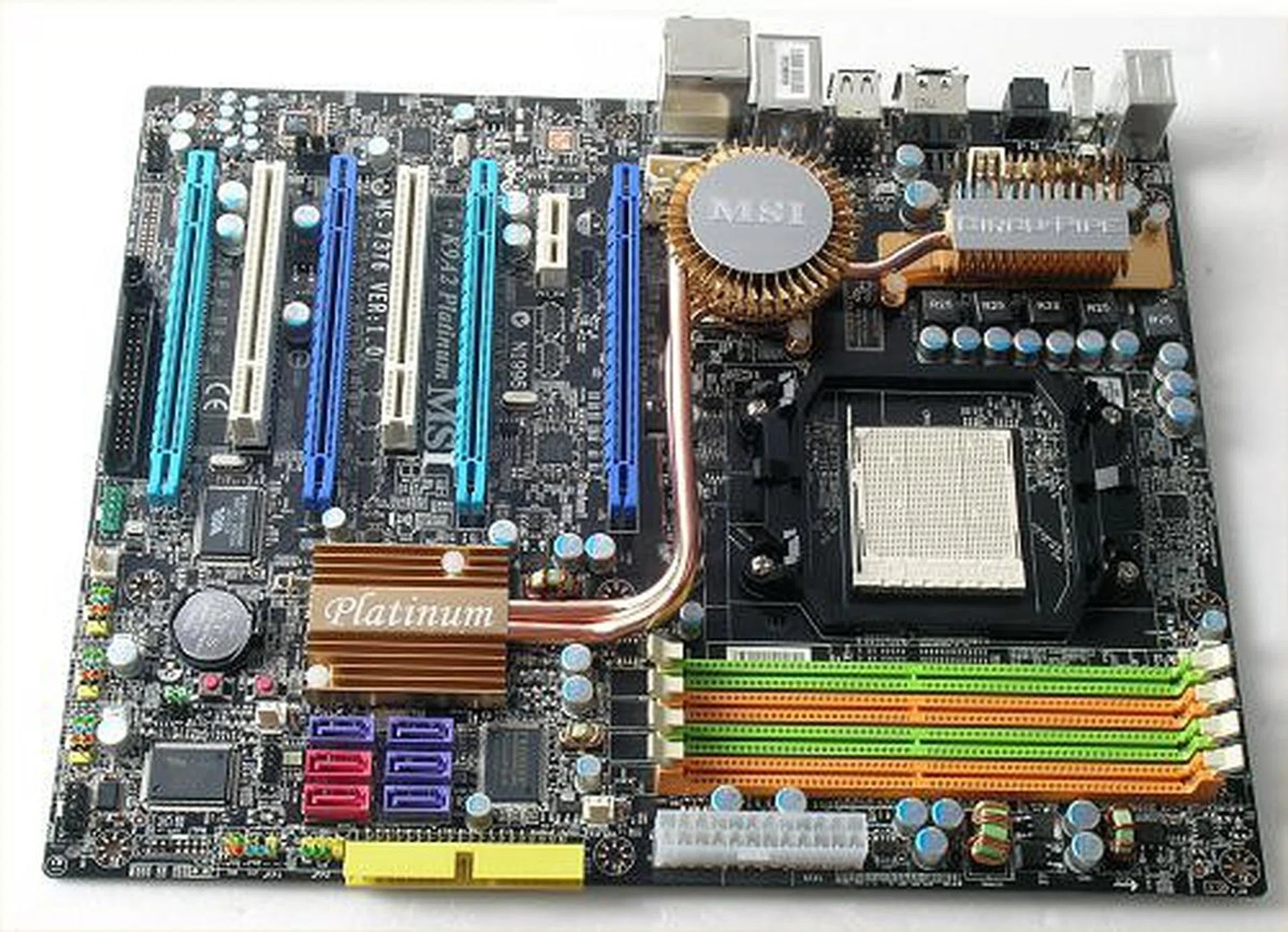 AMD 790FX Chipset and Motherboard Preview | HardwareZone Singapore