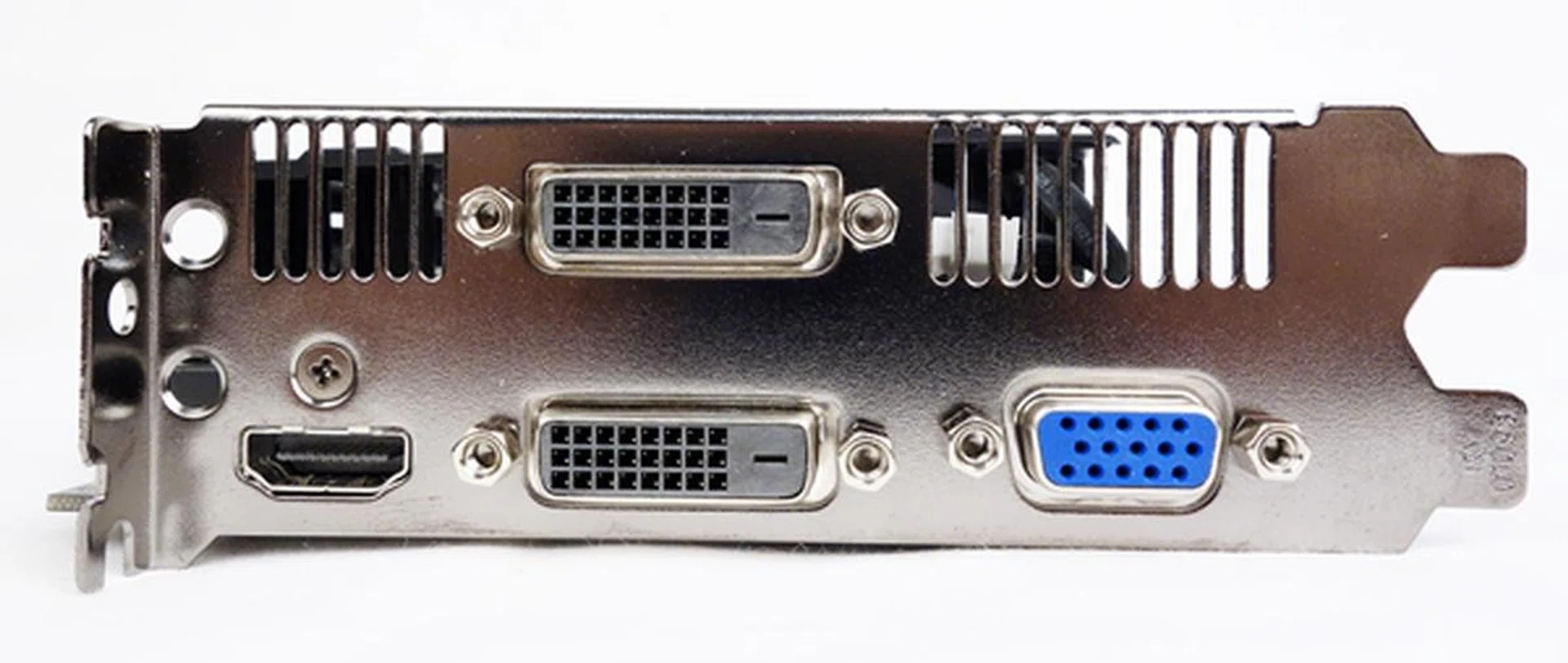 There are two dual-link DVI-D connectors. The other options include a HDMI port and a D-Sub one.