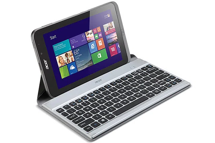 Acer Iconia W4 8-inch Windows 8.1 tablet with Crunch Keyboard. (Image source: SlashGear.)