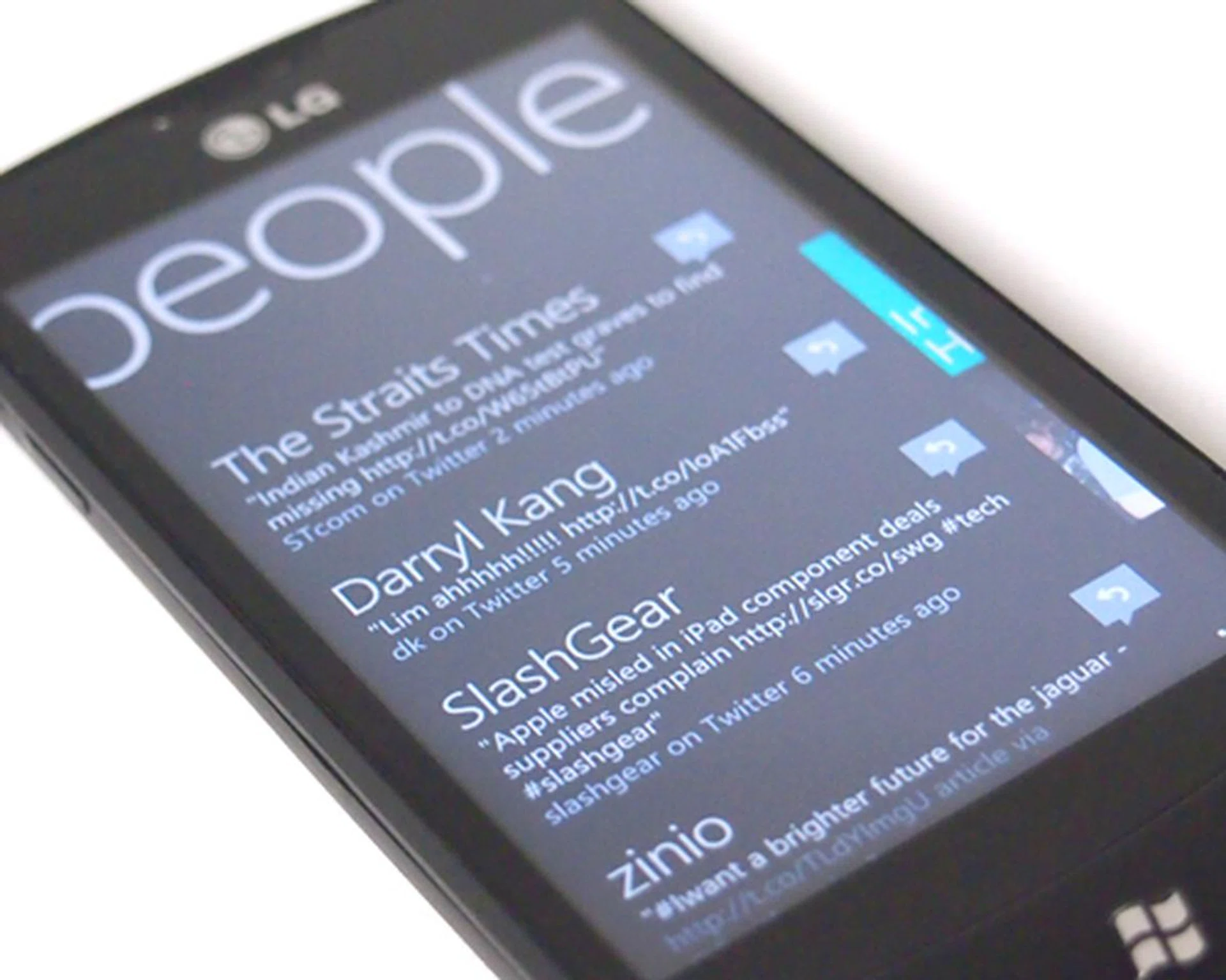 The People hub now lets you read through more social network feeds.