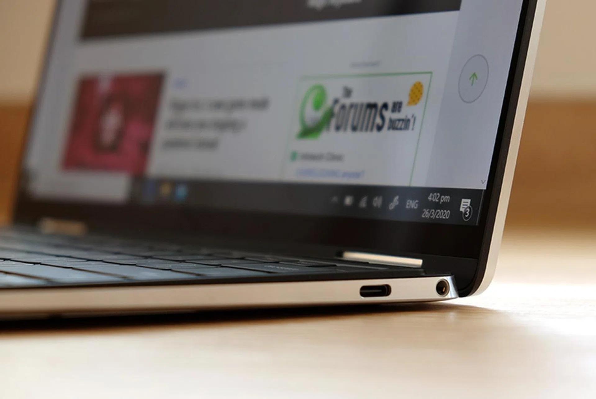 The XPS 13 2-in-1 is just 13mm thick. 