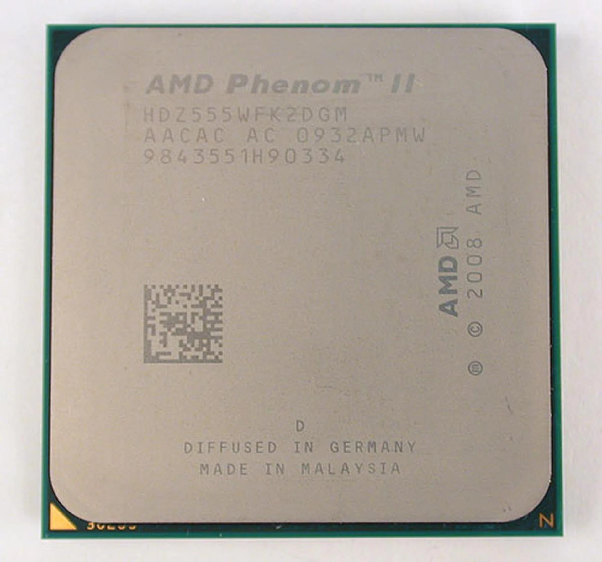 The Phenom II X2 555 'Black Edition' runs at 3.2GHz at default, the fastest among AMD's current dual-core processors. 