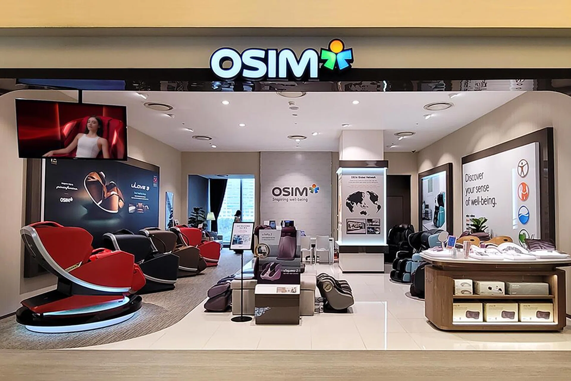 位于韩国首尔Lotte World Shopping Mall的OSIM店面。（傲胜国际提供）
