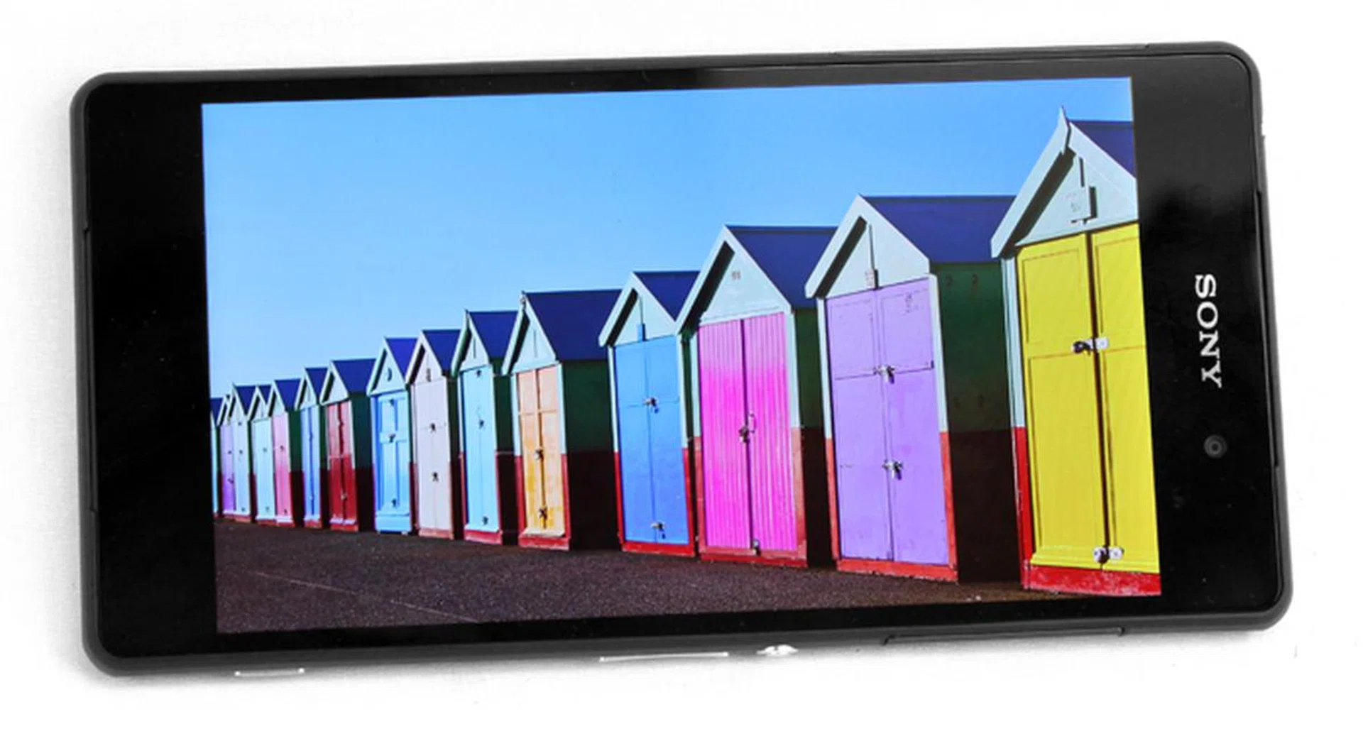 Color on the Z2 look vibrant without becoming oversaturated.