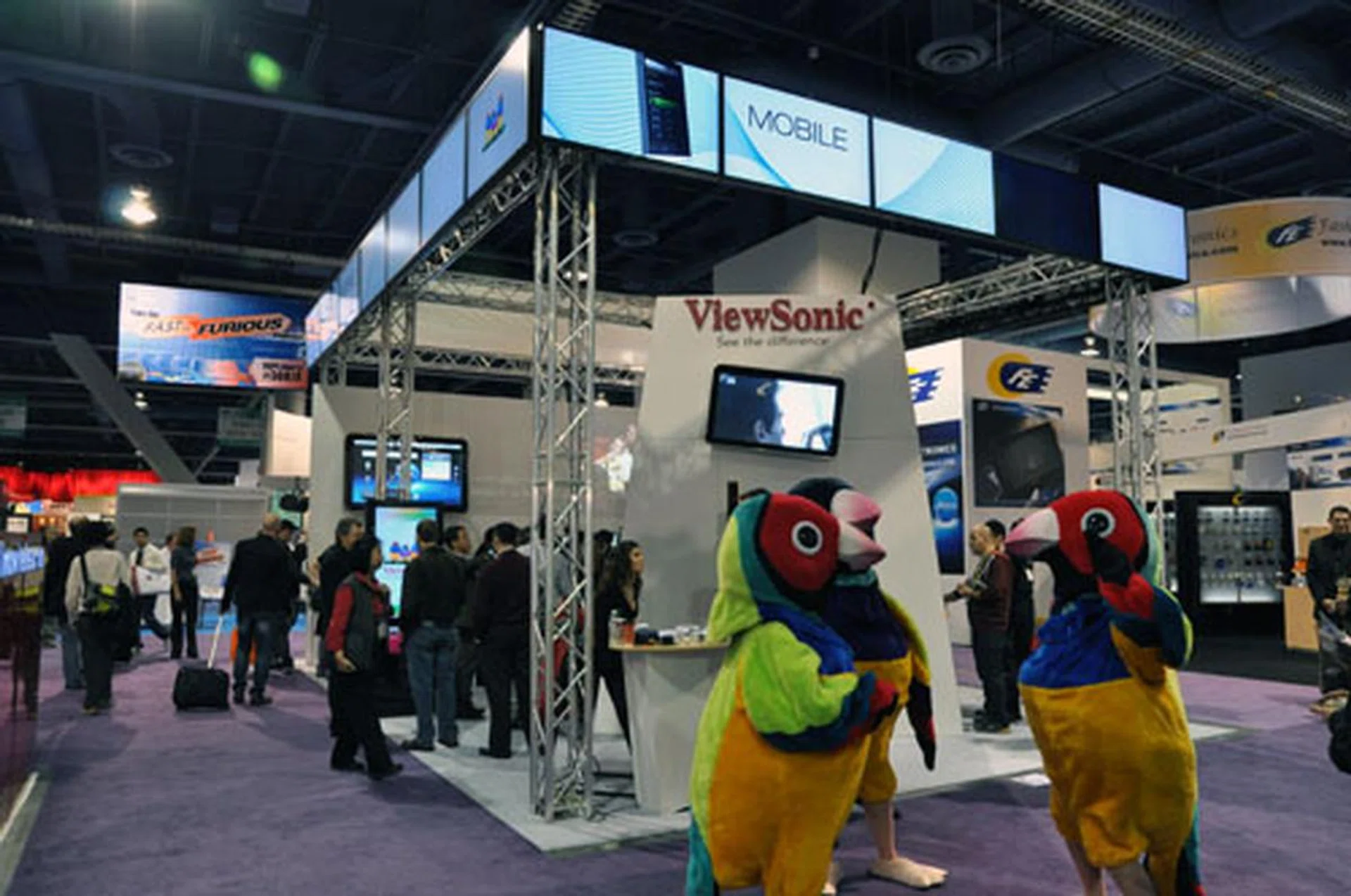 Viewsonic's booth with its usual bird logos everywhere. Oh wait, are those mascot birds dancing???