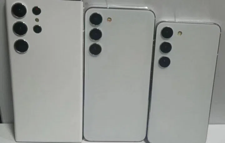 Dummy unit of the Samsung Galaxy S23 Ultra, Galaxy S23+ and Galaxy S23. <br>Image source: Slashleaks