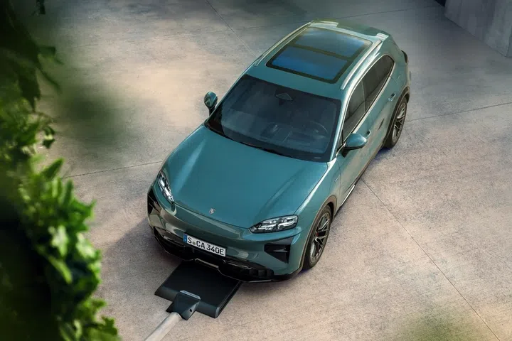 Porsche Cayenne Electric inductive charging