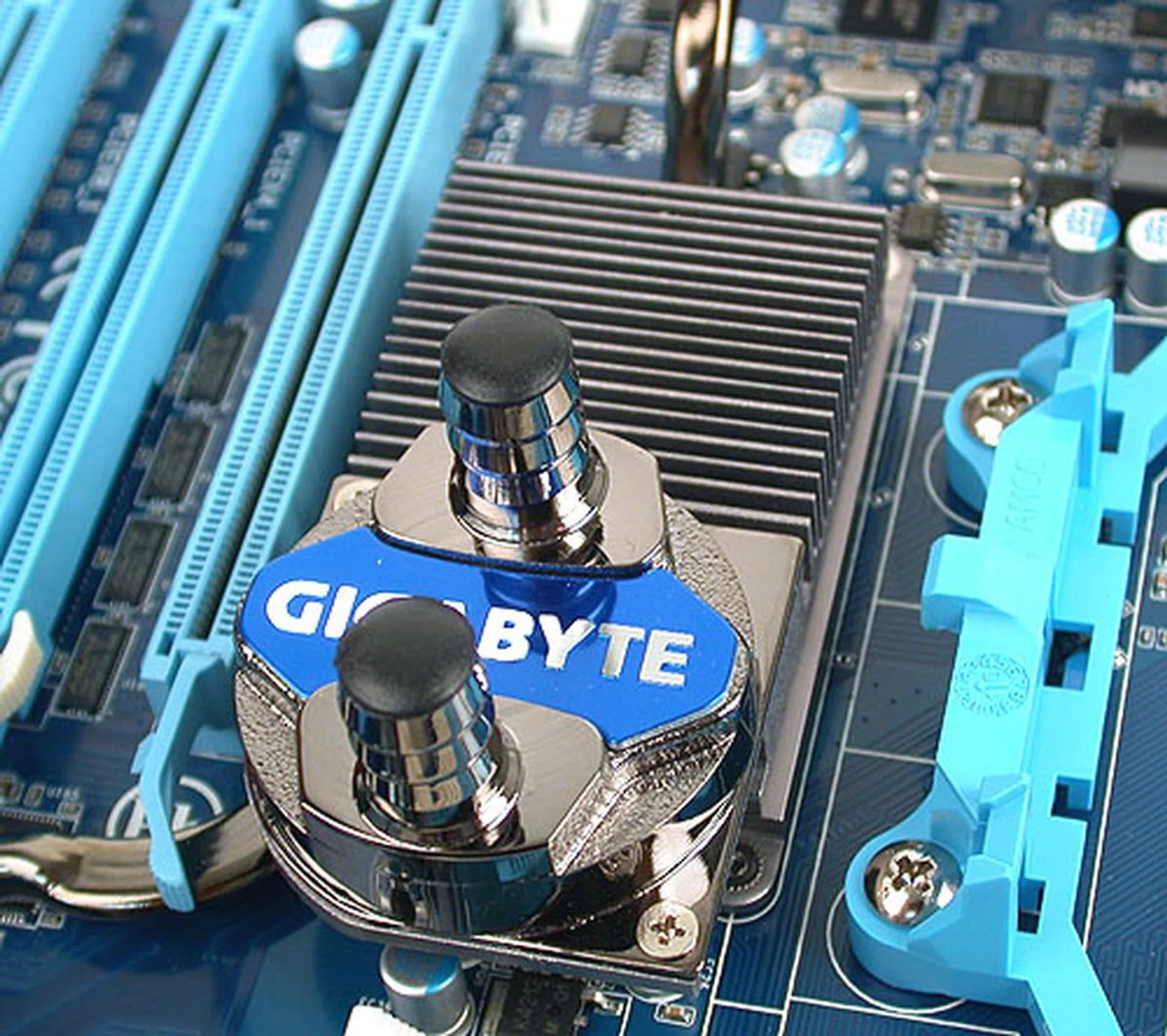 The familiar Gigabyte water block feature that's found on its high-end boards. 
